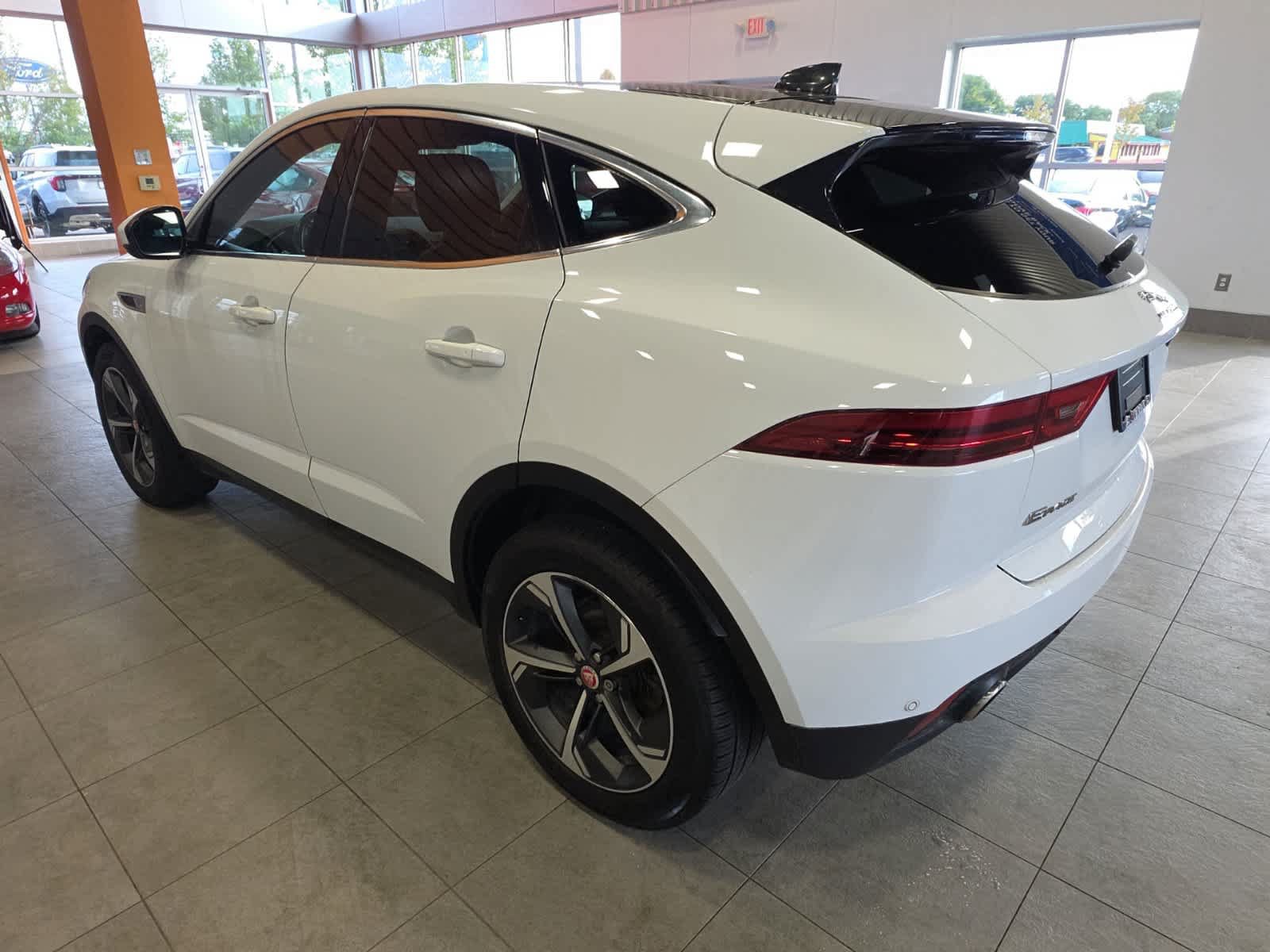 Used 2022 Jaguar E-PACE SE AWD/4WD image 11