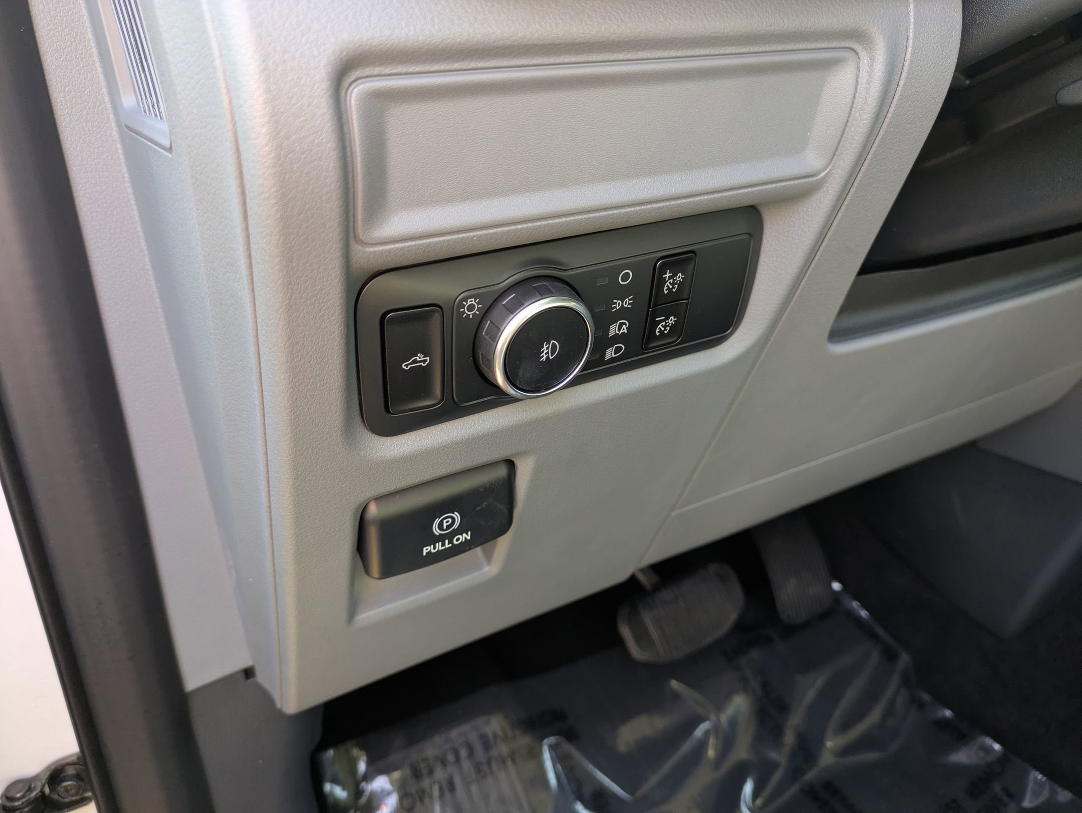 Certified 2024 Ford F150 XLT image 13