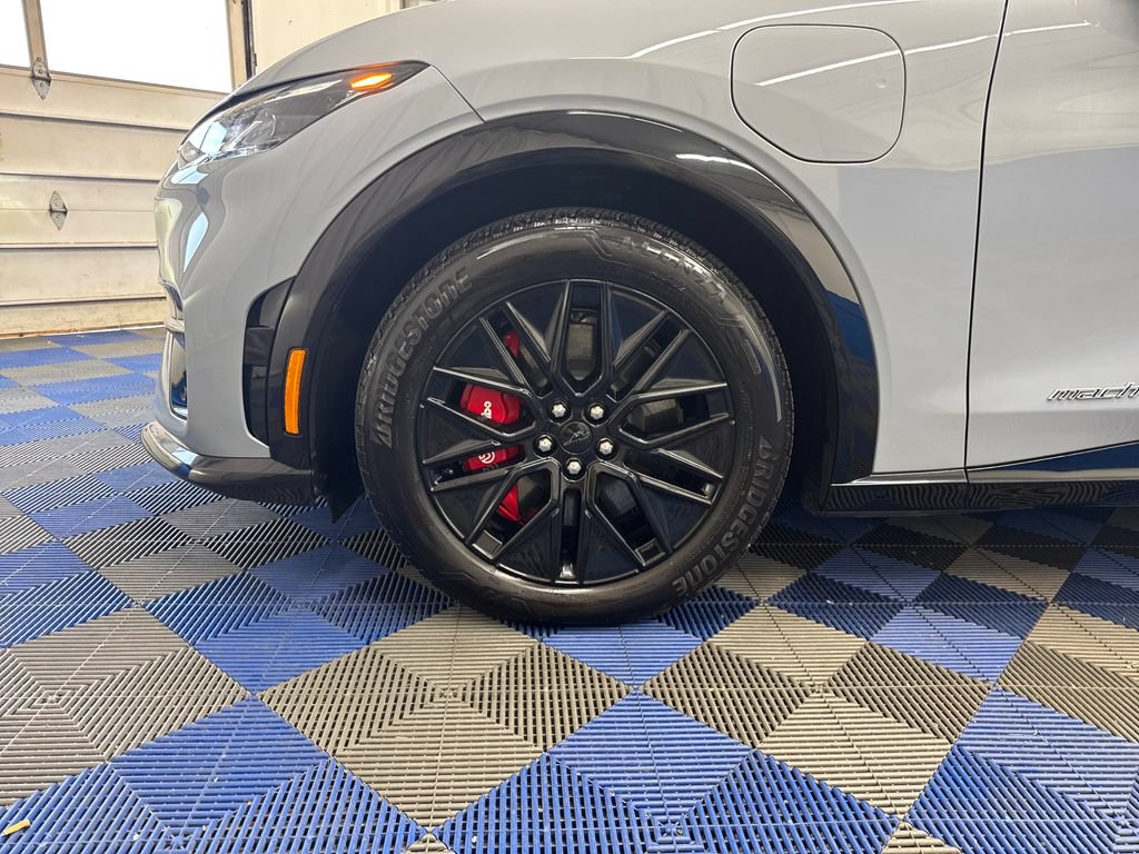 Certified 2025 Ford Mustang Mach-E Premium w/ Sport Appearance Package AWD/4WD image 33
