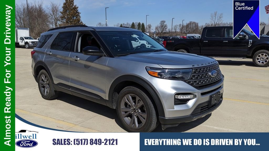 Certified 2022 Ford Explorer XLT w/ XLT Sport Appearance Package image 1