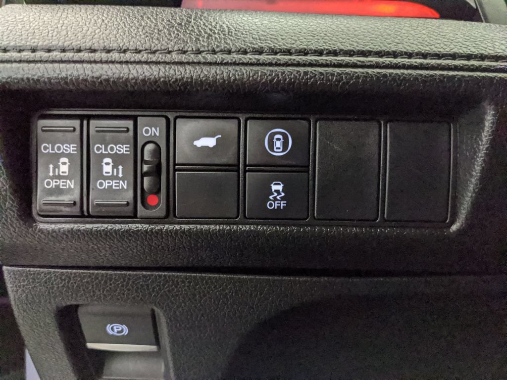 Used 2023 Honda Odyssey Sport image 13