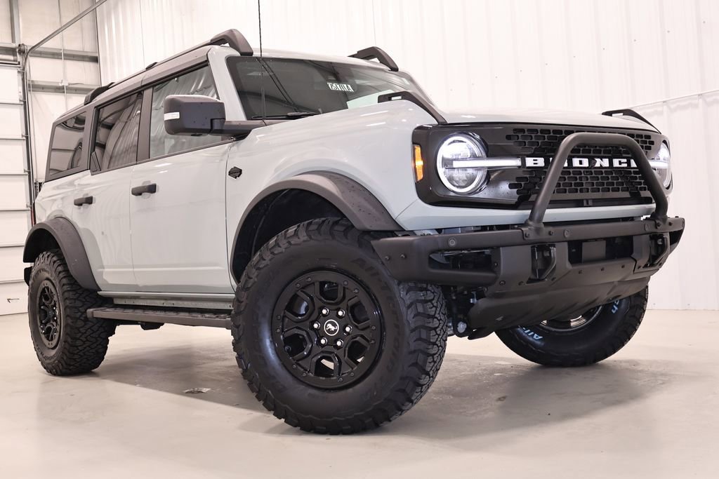 Certified 2023 Ford Bronco Wildtrak AWD/4WD image 12