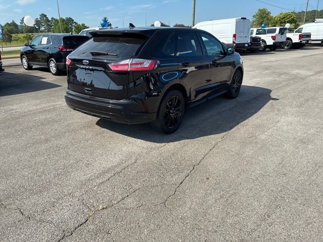 Certified 2024 Ford Edge ST-Line AWD/4WD image 39