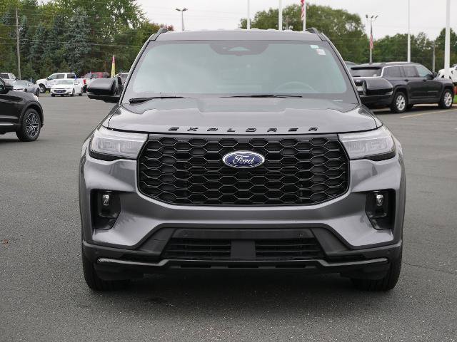 Certified 2026 Ford Explorer ST-Line AWD/4WD image 8