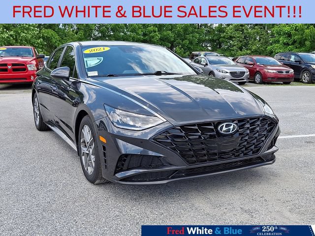 Used 2021 Hyundai Sonata SEL w/ Winter Weather Package FWD image 2