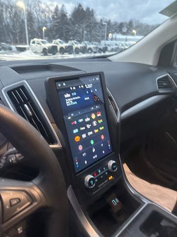 Certified 2022 Ford Edge SE w/ Black Appearance Package image 14