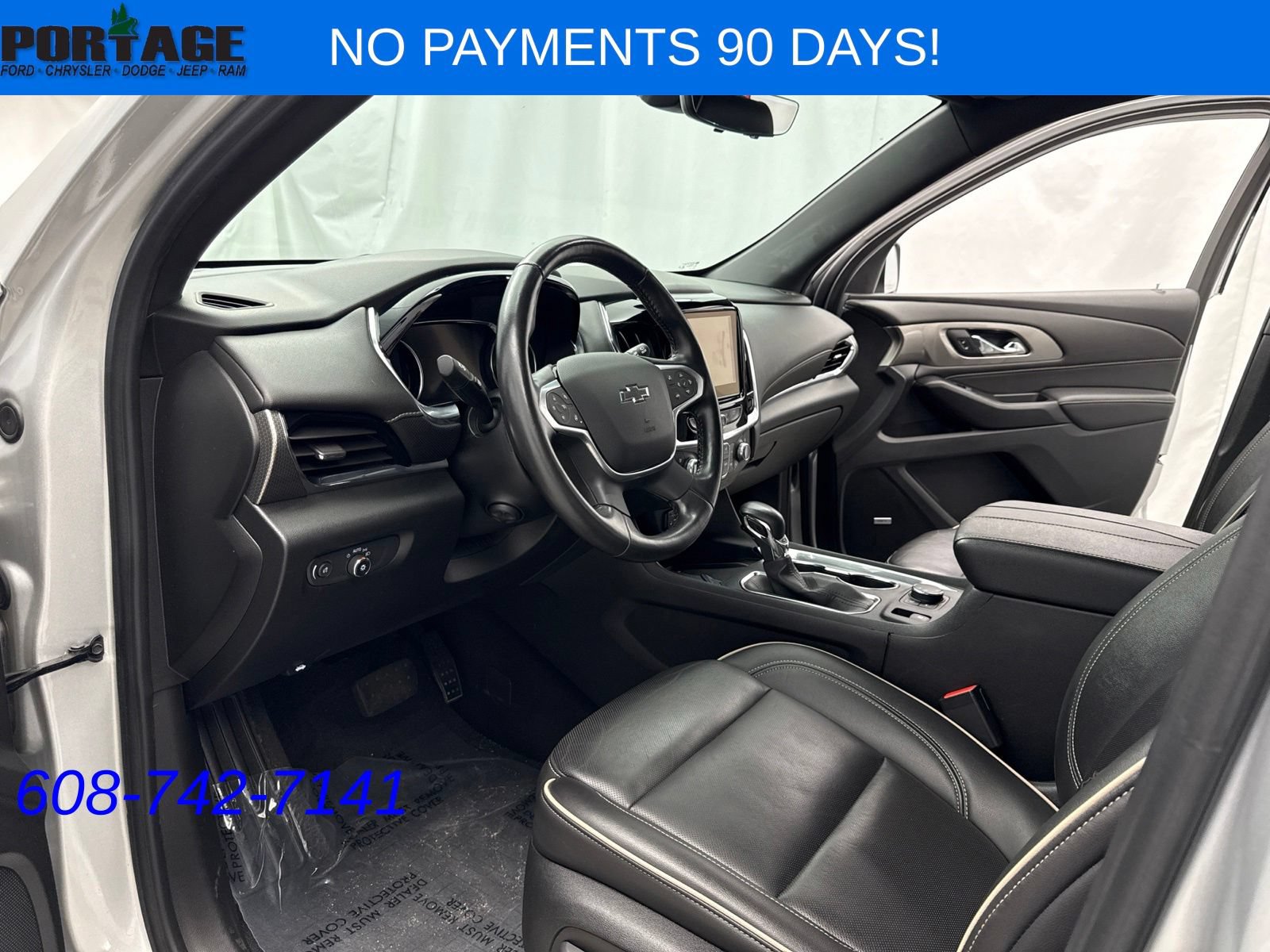 Used 2022 Chevrolet Traverse Premier w/ Redline Edition AWD/4WD image 10