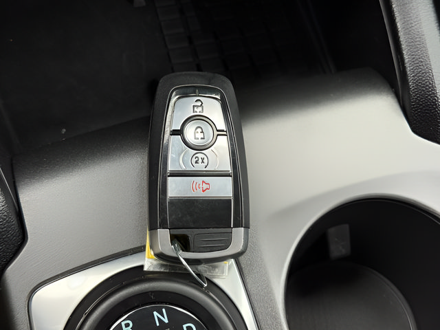 Certified 2025 Ford Bronco Sport Outer Banks w/ Outer Banks Tech Package+ AWD/4WD image 14