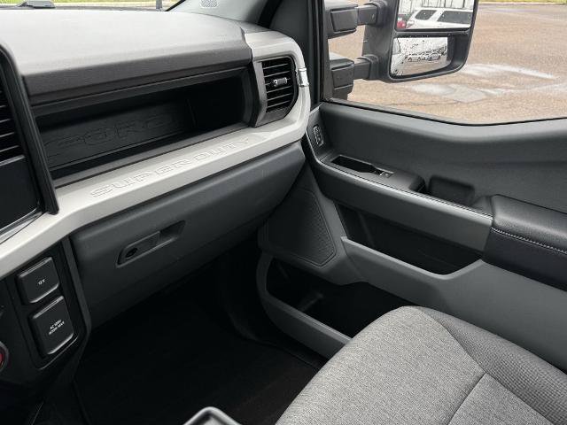 Certified 2025 Ford F250 XL w/ STX Appearance Package AWD/4WD image 28