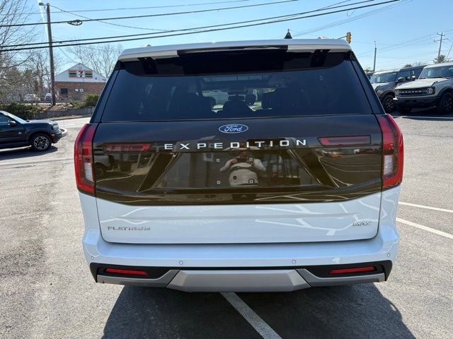 Certified 2025 Ford Expedition Max Platinum w/ Driver's Package AWD/4WD image 4