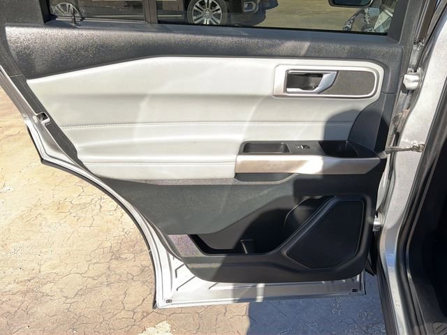 Certified 2024 Ford Explorer XLT w/ Equipment Group 202A image 15