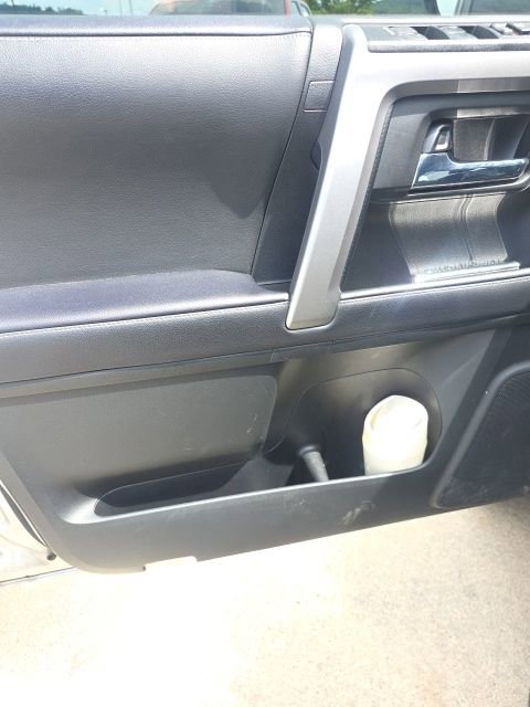 Used 2022 Toyota 4Runner SR5 AWD/4WD image 4