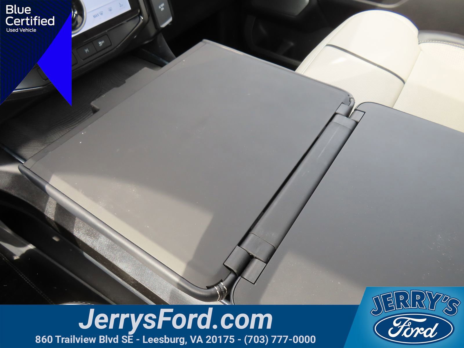 Certified 2024 Ford F150 Lightning Platinum image 30