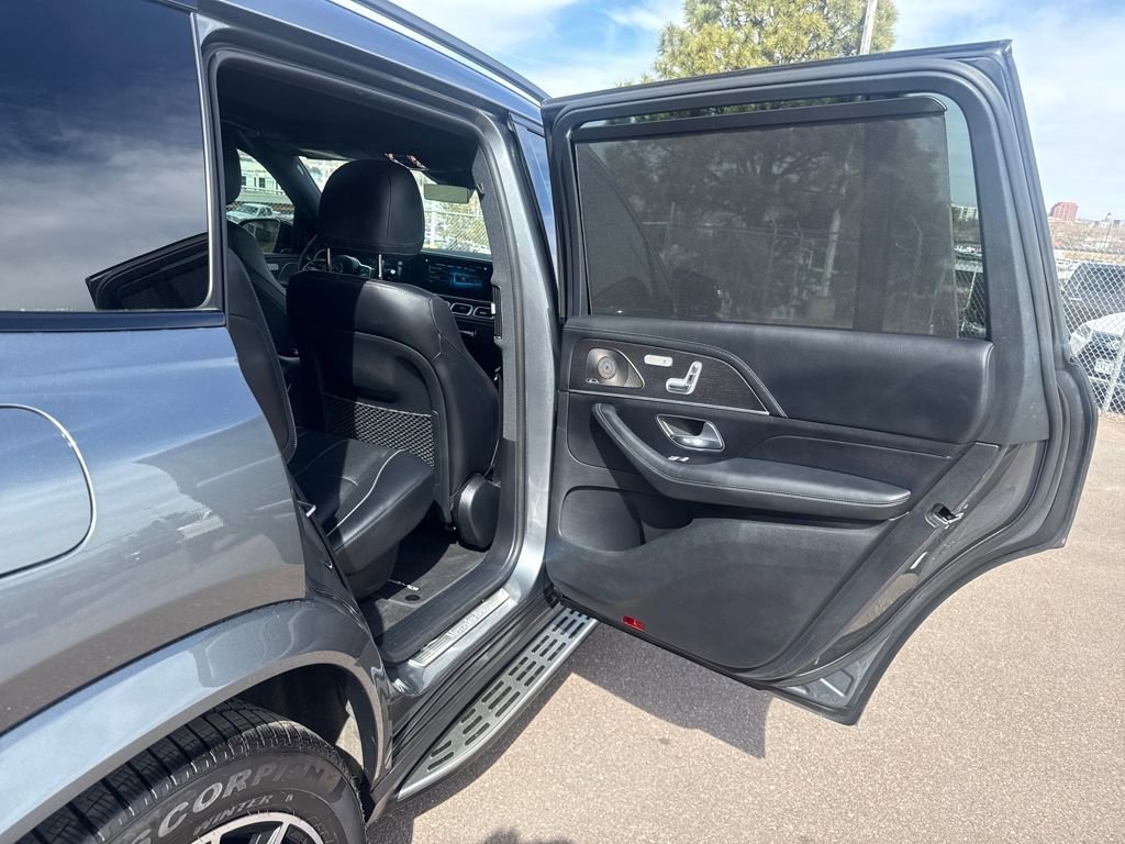 Used 2022 Mercedes-Benz GLS 450 4MATIC image 23