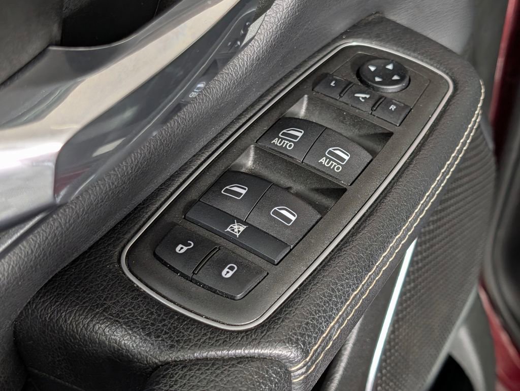 Used 2021 RAM 1500 Laramie AWD/4WD image 22