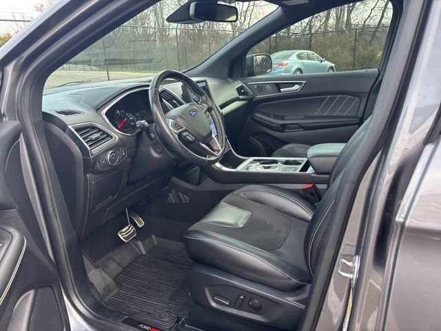 Certified 2021 Ford Edge ST w/ Equipment Group 401A image 14