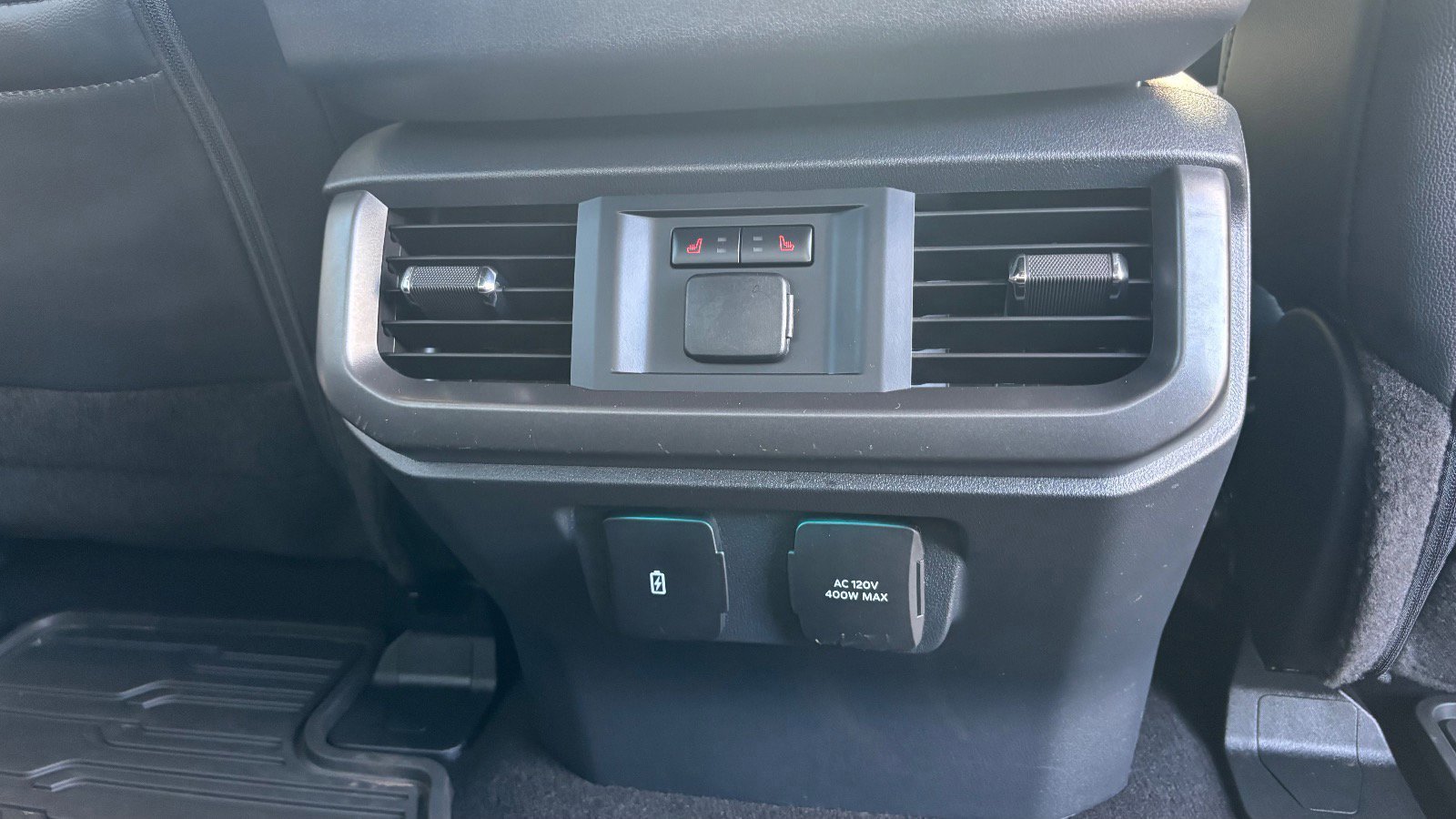 Certified 2025 Ford F150 Lariat w/ Equipment Group 502A High image 24