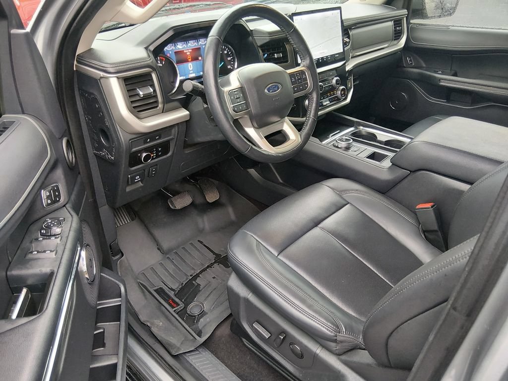 Certified 2023 Ford Expedition XLT RWD image 10
