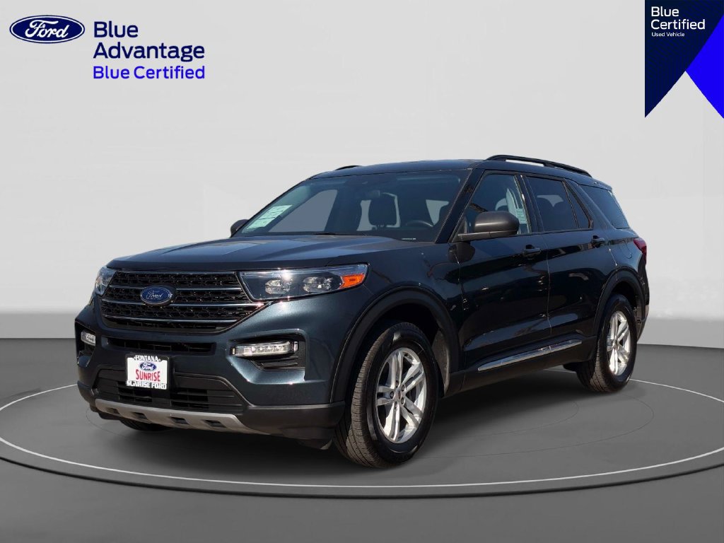 Certified 2023 Ford Explorer XLT w/ Equipment Group 202A RWD image 1