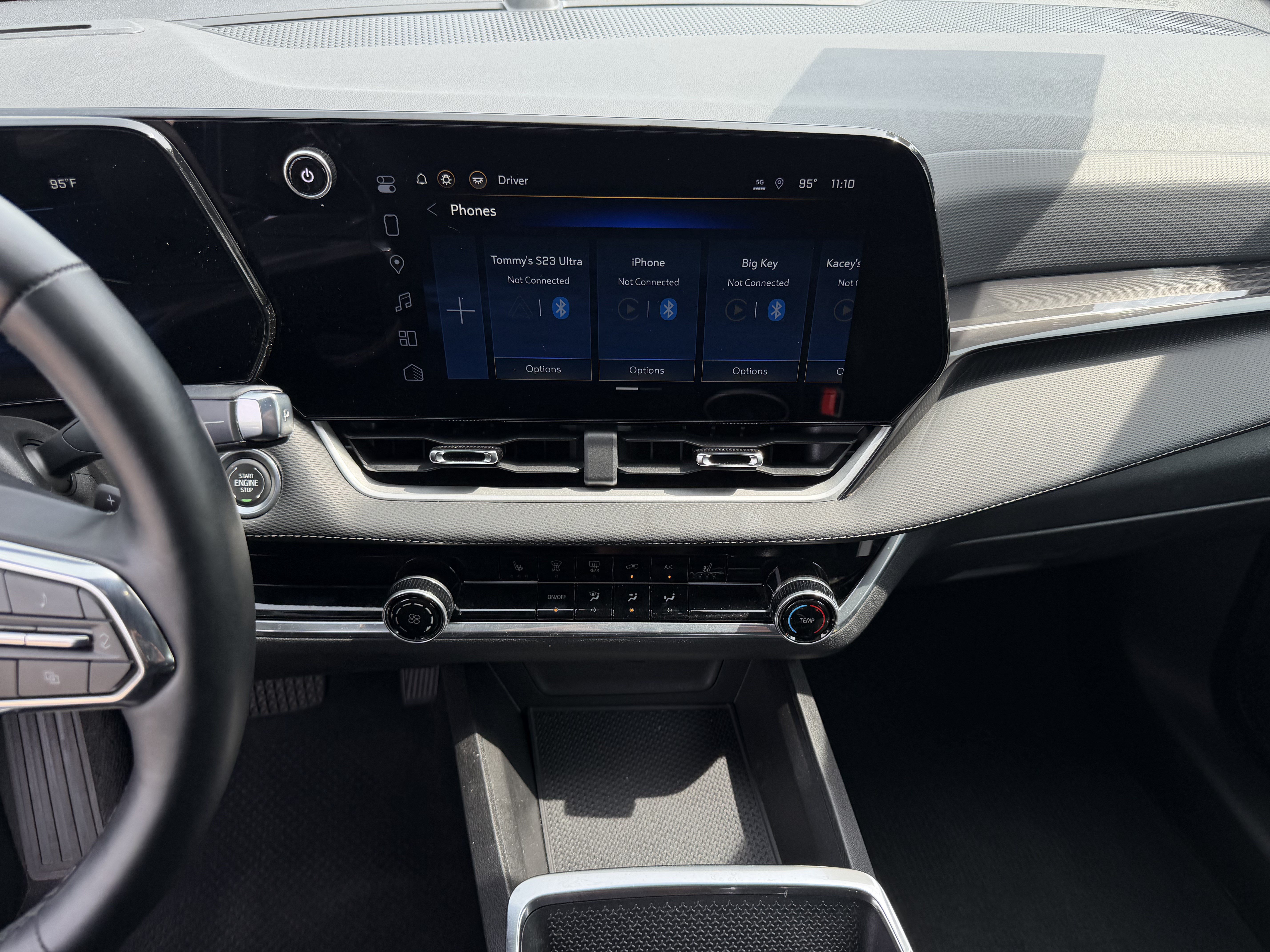 Used 2025 Chevrolet Equinox LT FWD image 18