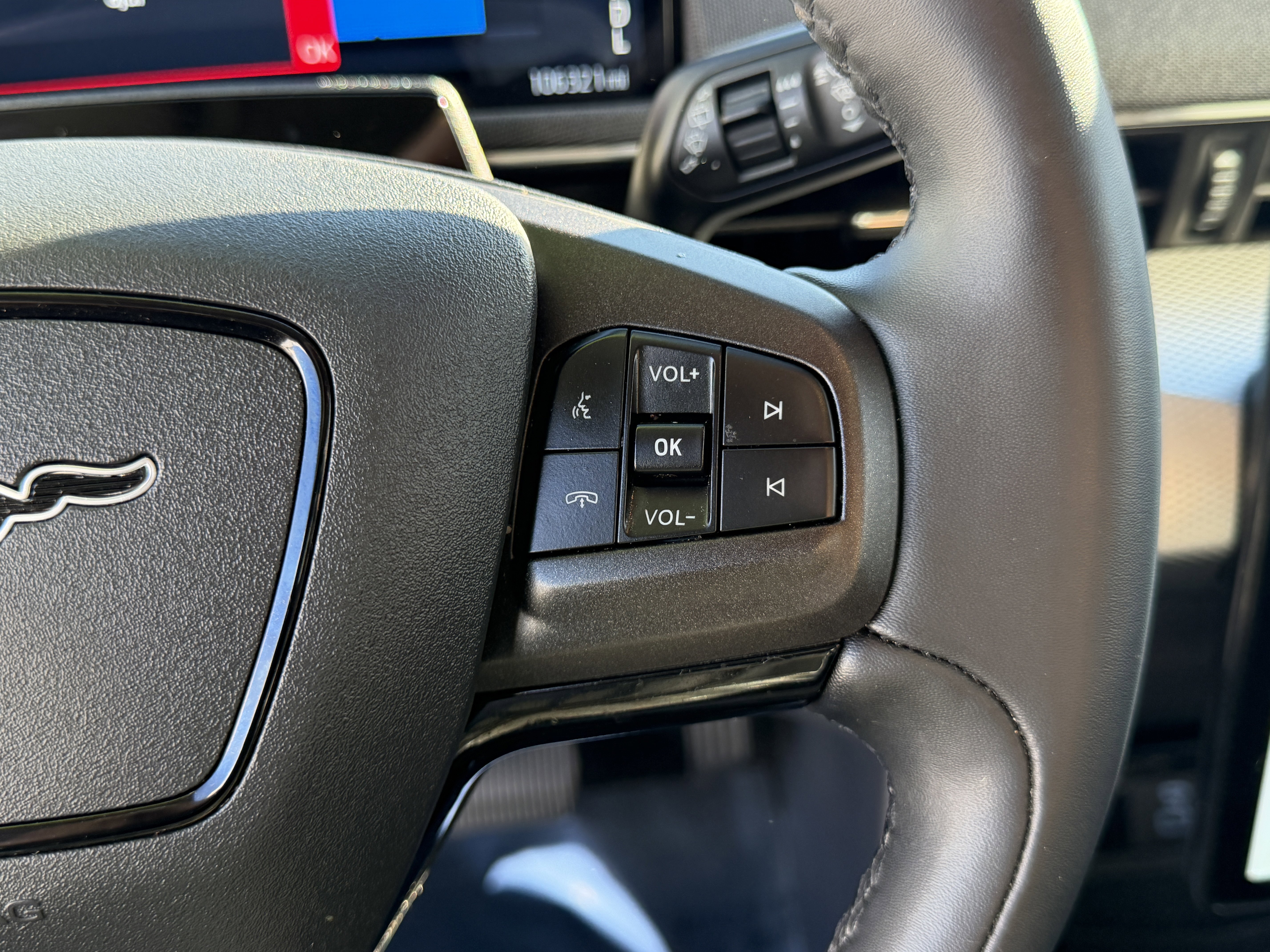 Certified 2022 Ford Mustang Mach-E Select w/ Comfort/Technology Package image 20