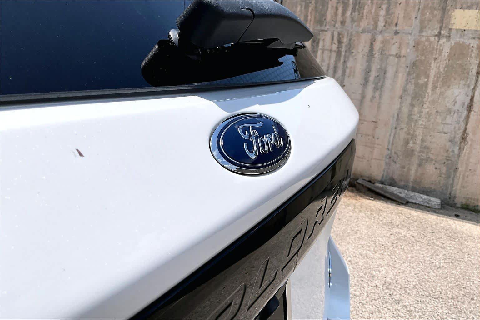 Certified 2021 Ford Explorer ST w/ Equipment Group 401A AWD/4WD image 31