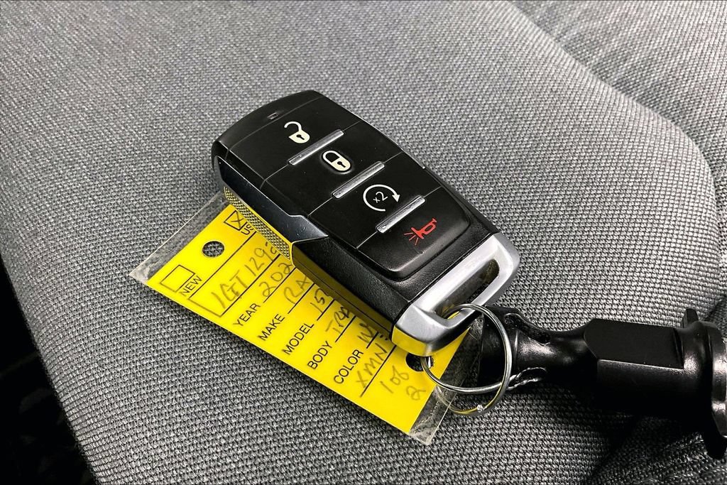 Used 2021 RAM 1500 Big Horn AWD/4WD image 11