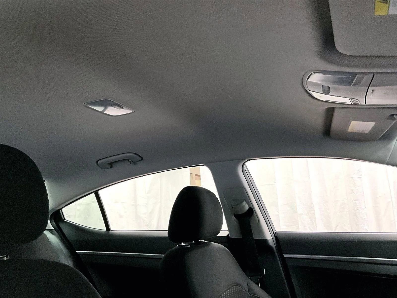 Used 2020 Hyundai Elantra SE w/ Cargo Package (C1) image 21