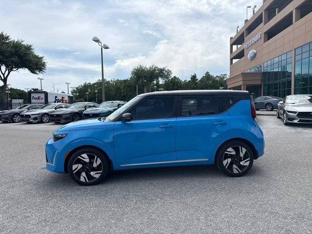 Used 2024 Kia Soul GT-Line FWD image 2