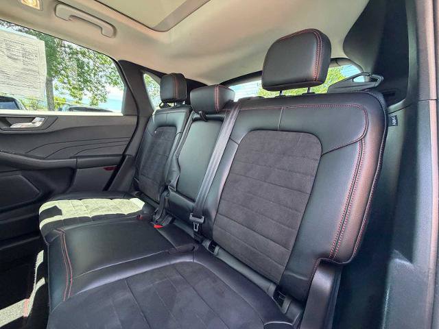 Certified 2022 Ford Escape SEL w/ SEL Stealth AWD Package image 22