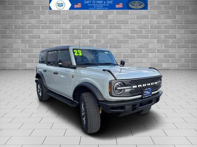 Certified 2022 Ford Bronco Badlands image 7