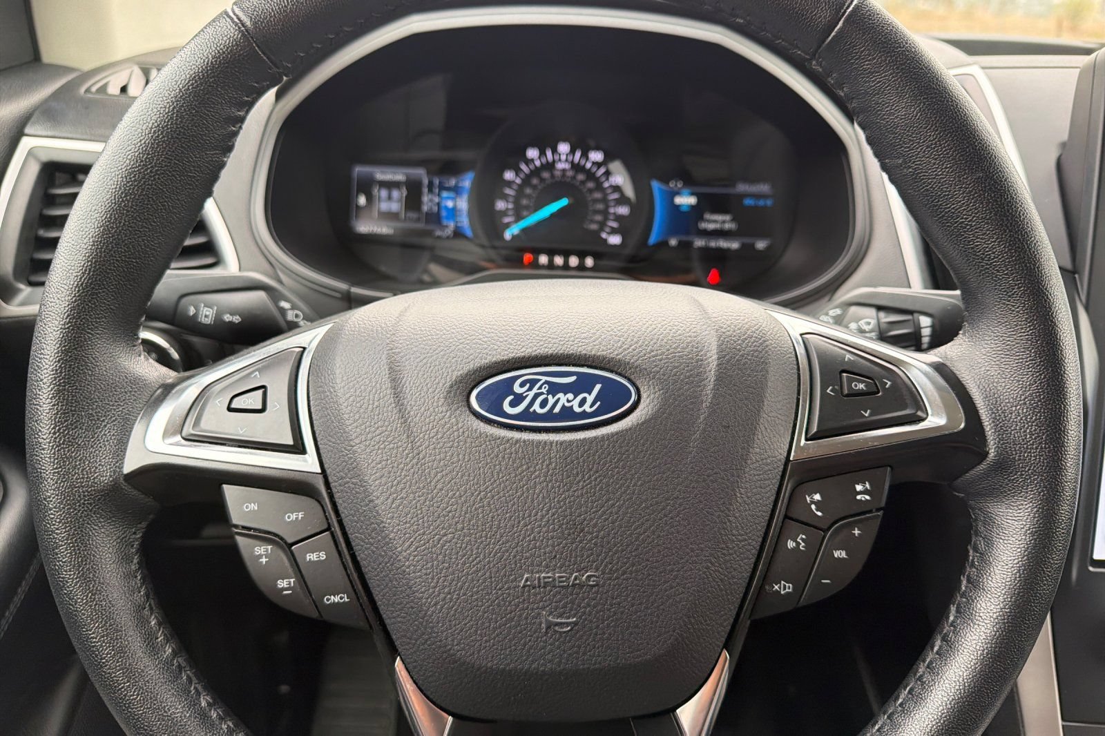 Certified 2024 Ford Edge SEL AWD/4WD image 25