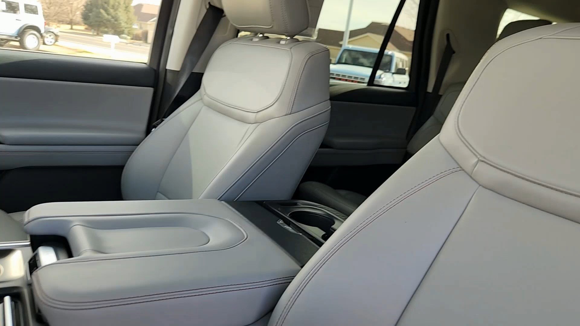 Certified 2025 Ford Expedition Max Active image 34