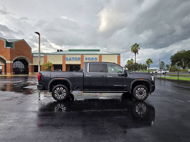 Used 2025 GMC Sierra 2500 Denali Ultimate AWD/4WD image 4