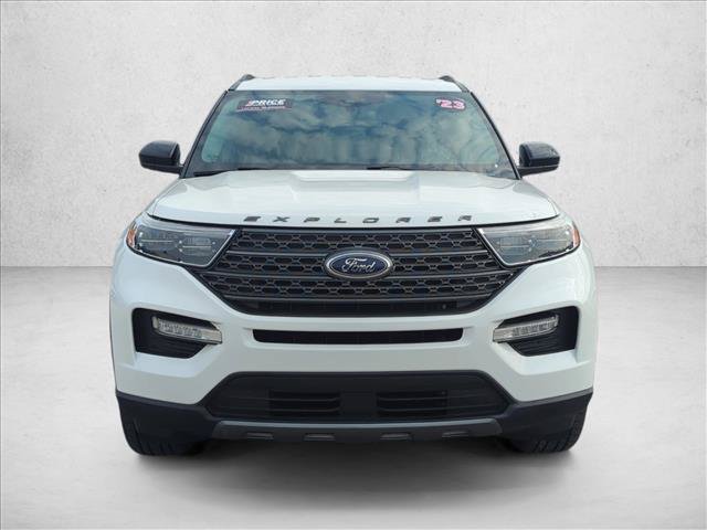 Certified 2023 Ford Explorer XLT w/ Equipment Group 202A AWD/4WD image 2