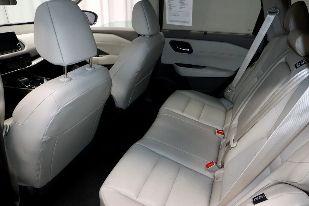 Used 2023 Nissan Rogue SV w/ SV Premium B Package AWD/4WD image 21