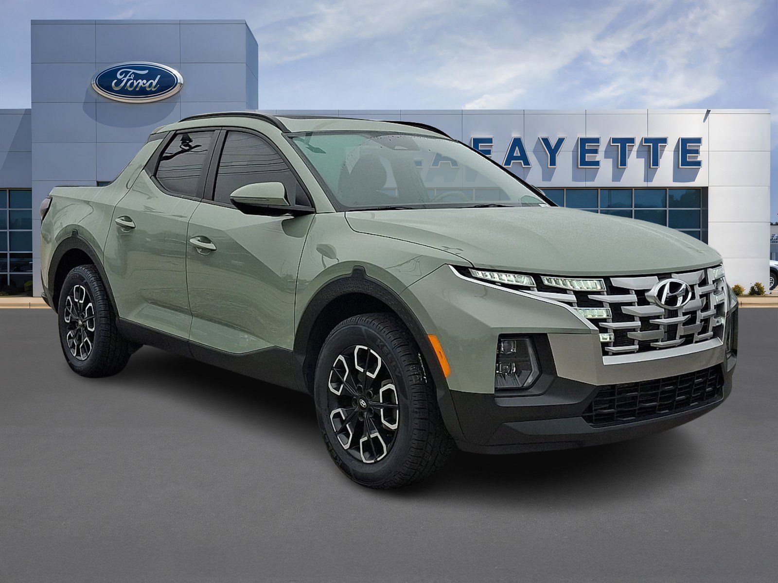 Used 2022 Hyundai Santa Cruz SEL Premium image 1