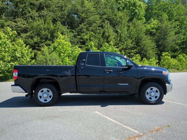 Used 2018 Toyota Tundra SR5 AWD/4WD image 3