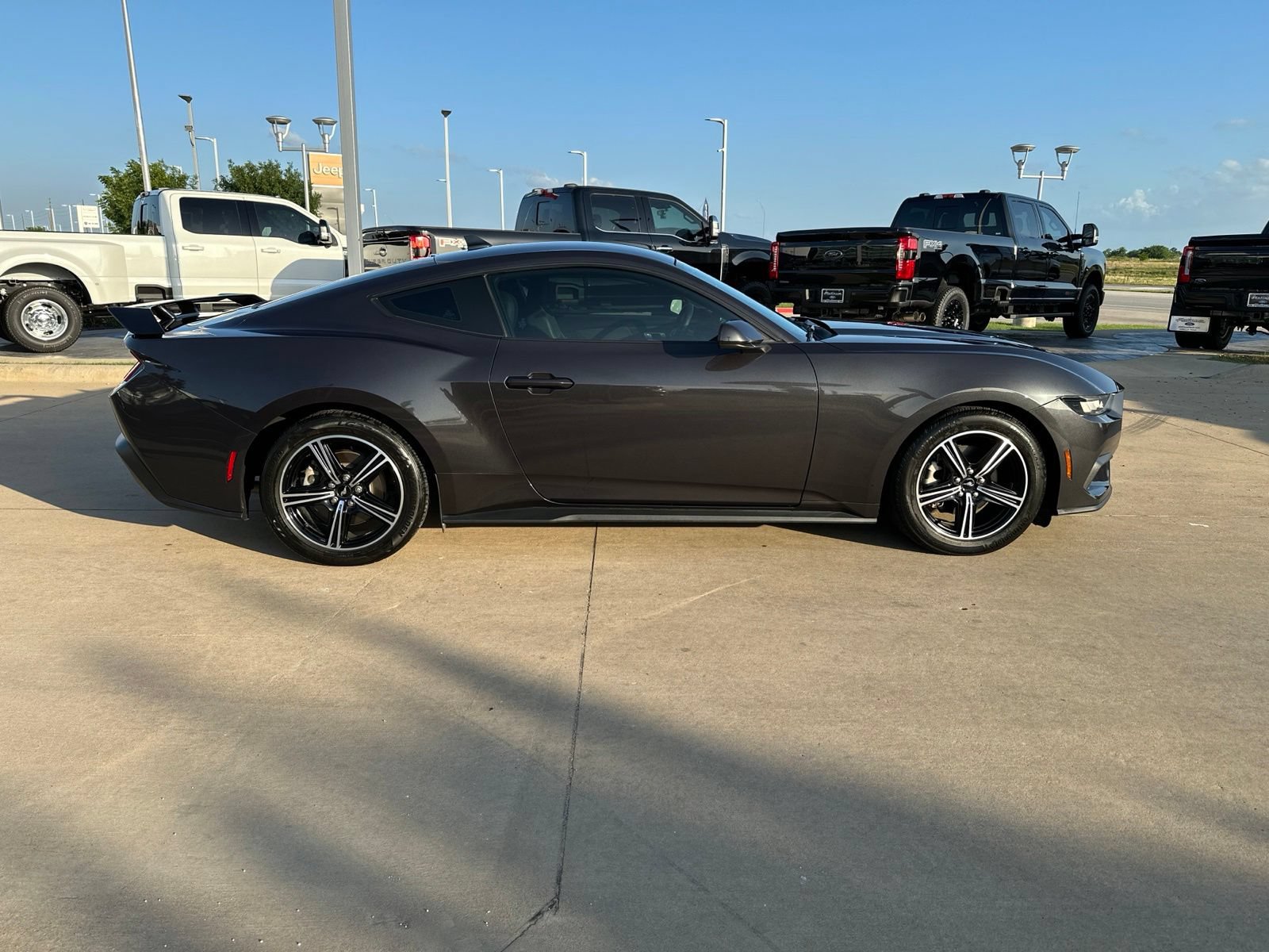 Certified 2024 Ford Mustang Coupe RWD image 7
