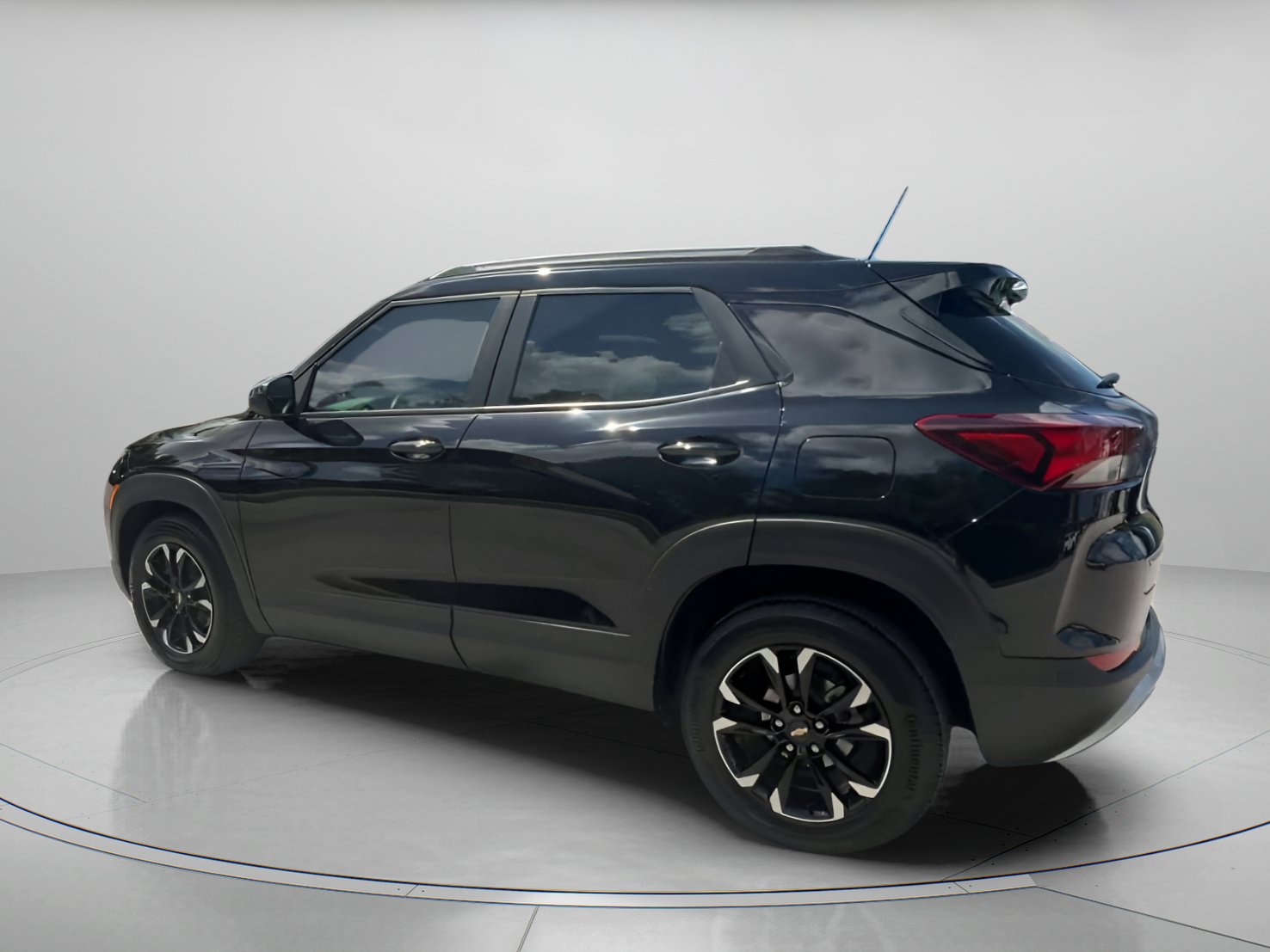 Used 2022 Chevrolet TrailBlazer LT FWD image 21
