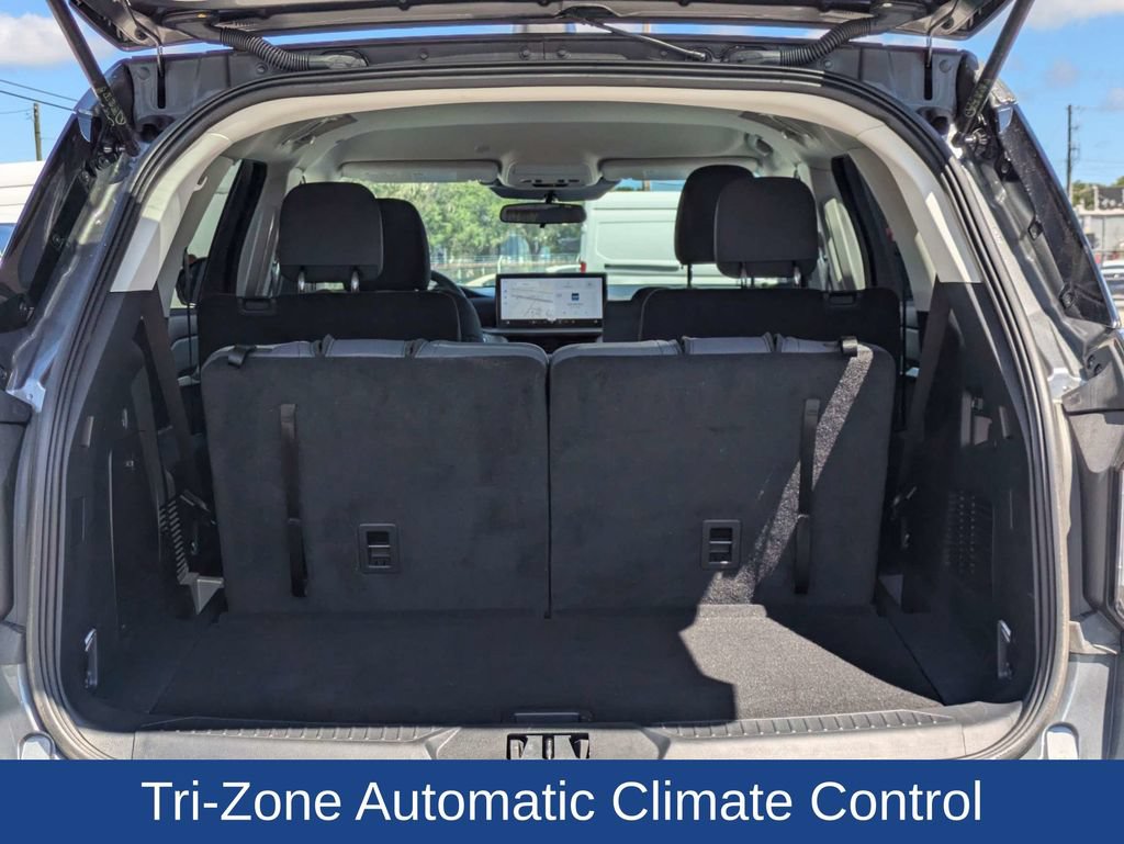 Certified 2026 Ford Explorer Active RWD image 13