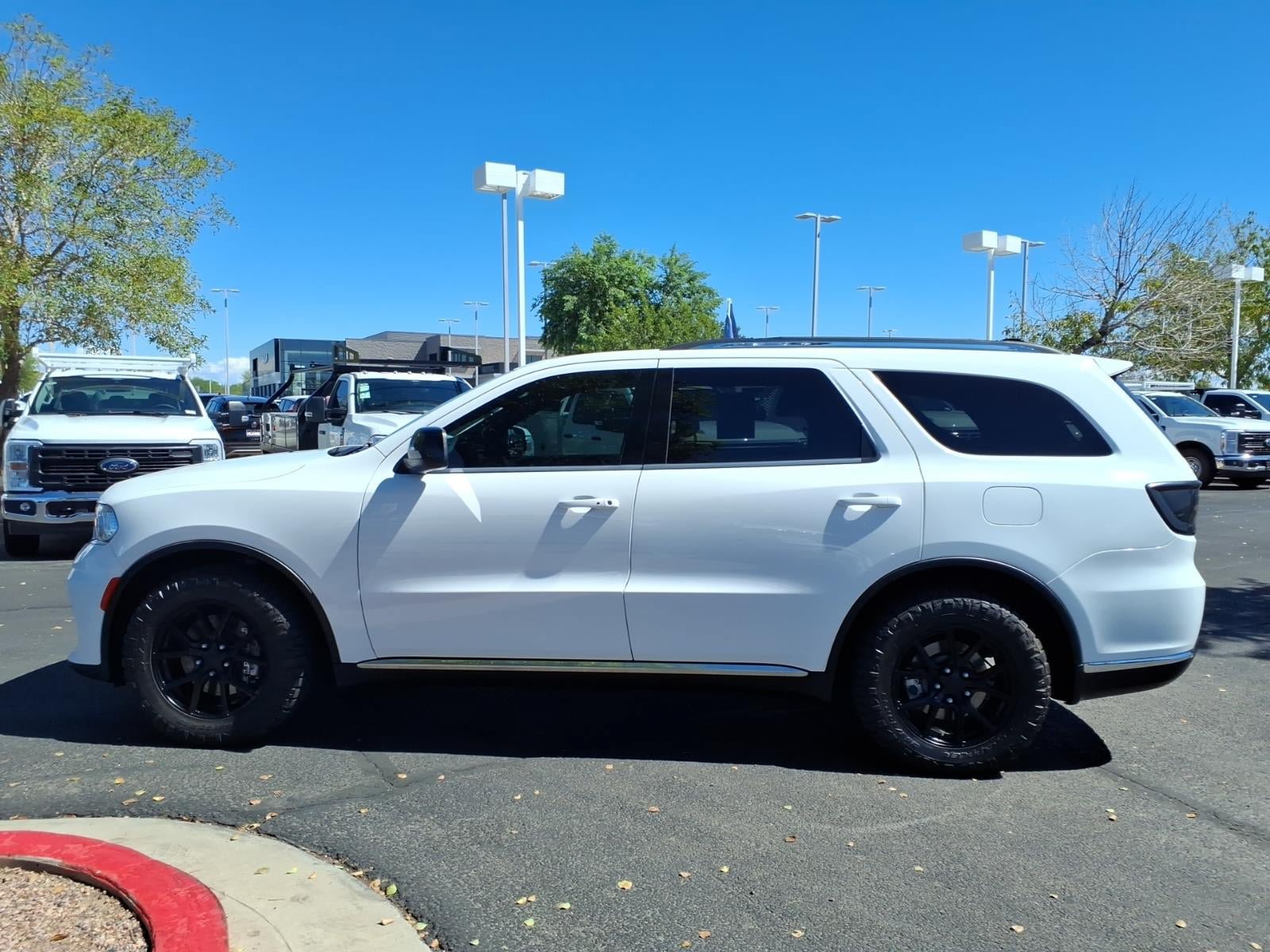 Used 2023 Dodge Durango SXT w/ Quick Order Package 2BK RWD image 7