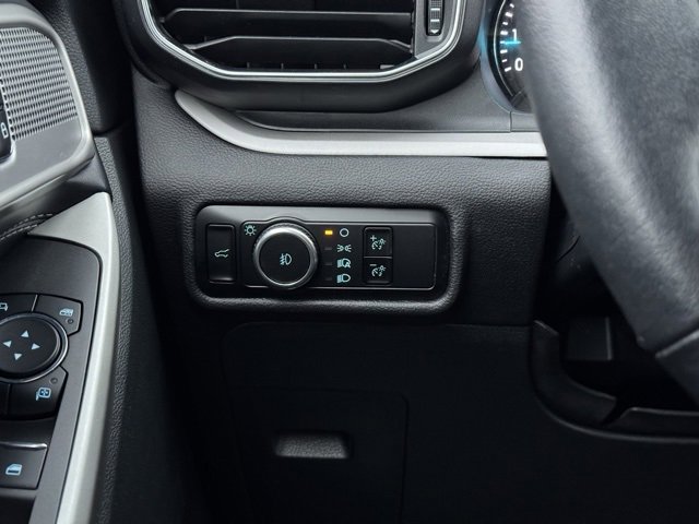 Certified 2023 Ford Explorer XLT w/ Equipment Group 202A image 34