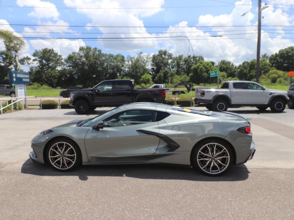 Used 2024 Chevrolet Corvette Stingray Premium Cpe w/ 3LT RWD image 5