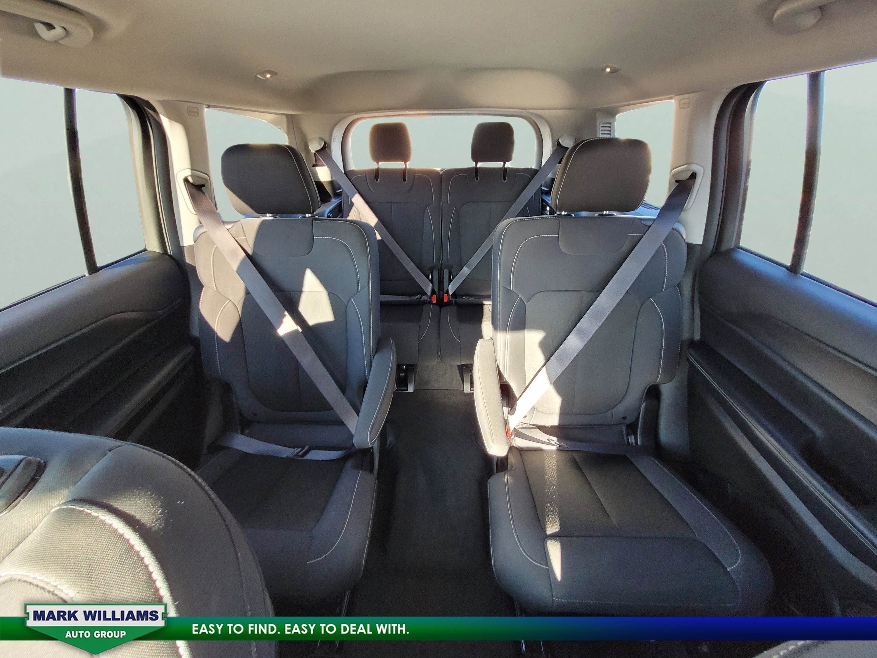 Used 2024 Jeep Grand Cherokee L Laredo image 19