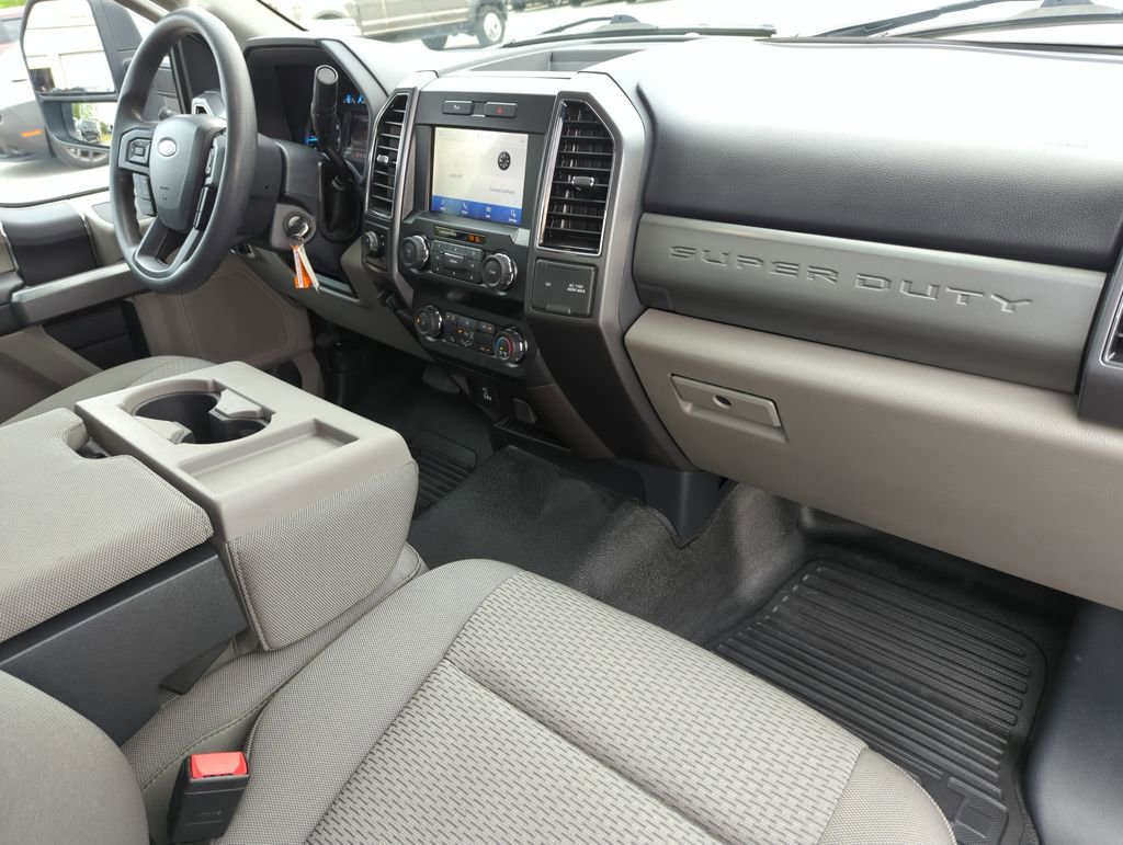 Certified 2022 Ford F350 XLT RWD image 28