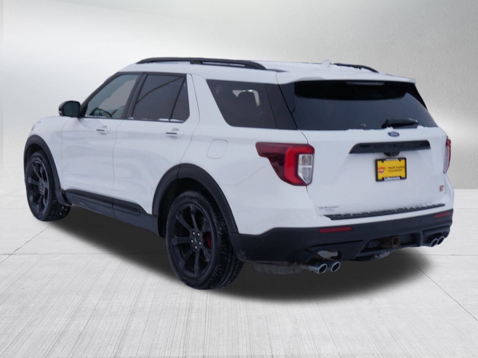 Certified 2020 Ford Explorer ST w/ ST Street Pack image 5
