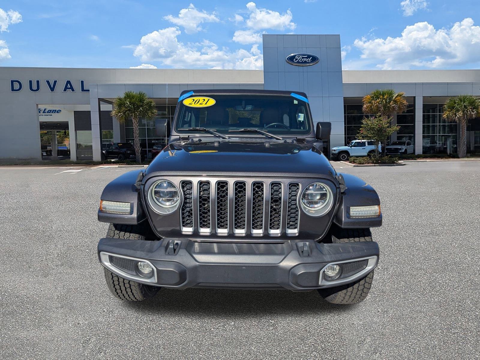 Used 2021 Jeep Wrangler Unlimited Sahara w/ Cold Weather Group image 9