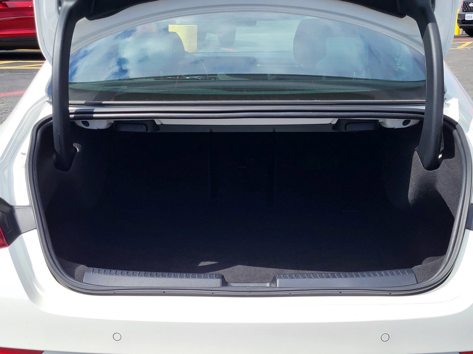 Used 2025 Mercedes-Benz CLA 250 4MATIC image 30