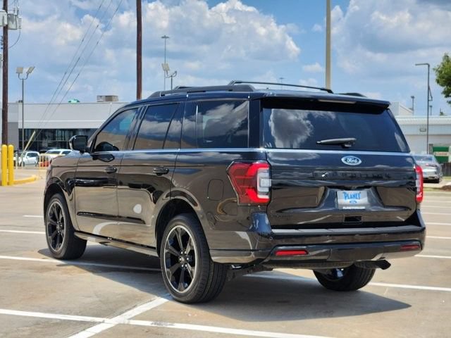 Certified 2023 Ford Expedition Limited RWD image 5